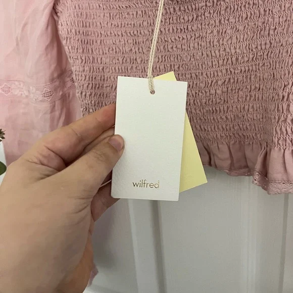 Wilfred Aritzia Pink Smocked Blouse NWT - Picture 5 of 7